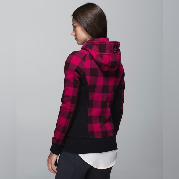 SOLD 🍁 RARE Lululemon Scuba Hoodie Camp Check 🍁 - Picture 9 of 9